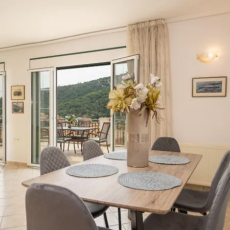 شقة Faos Luxury أيّا إفيميا