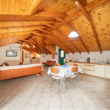 Apartment Faos Luxury *