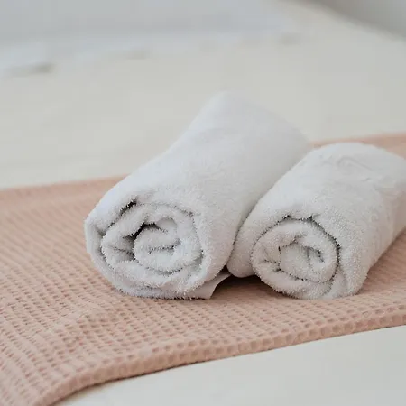 アパート Faos Luxury Agia Efimia